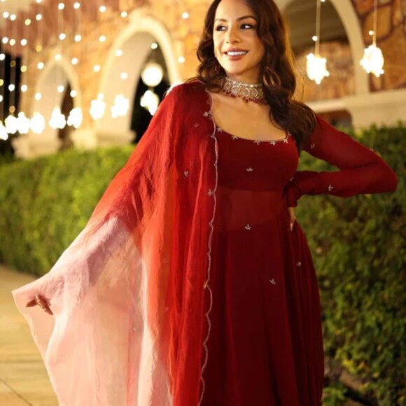 Maroon Blush Embroidered Georgette Suit Set, S-XL US Size Free Shipping - Picture 4 of 6